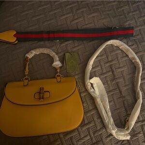 Ladies leather handbag